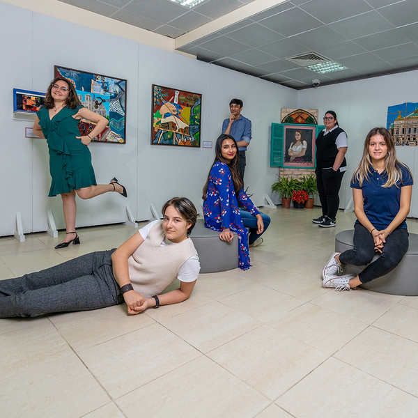 2021_ib_art_show_people-134